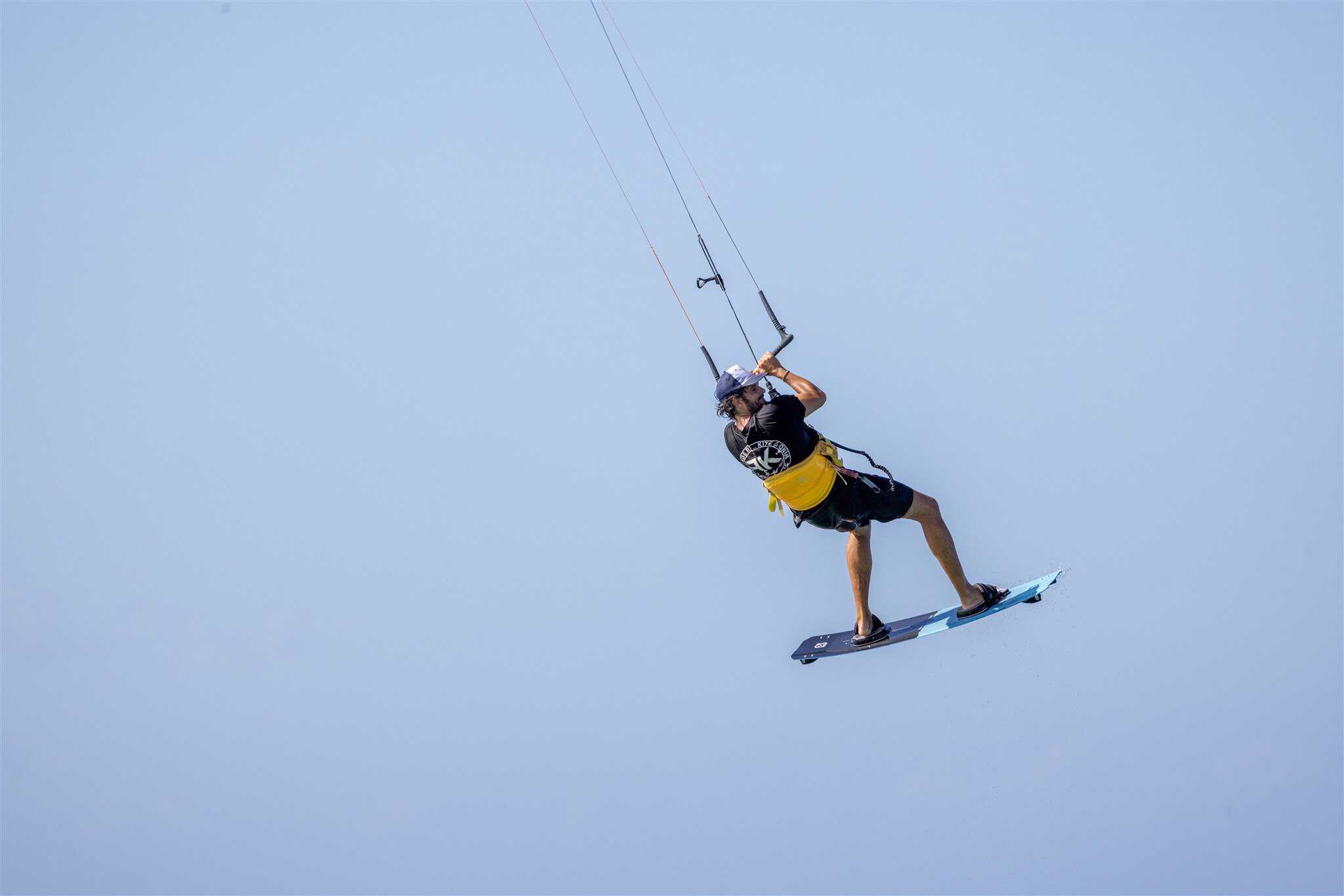 Kitesurfista en Samaná fotografiado por profesional.