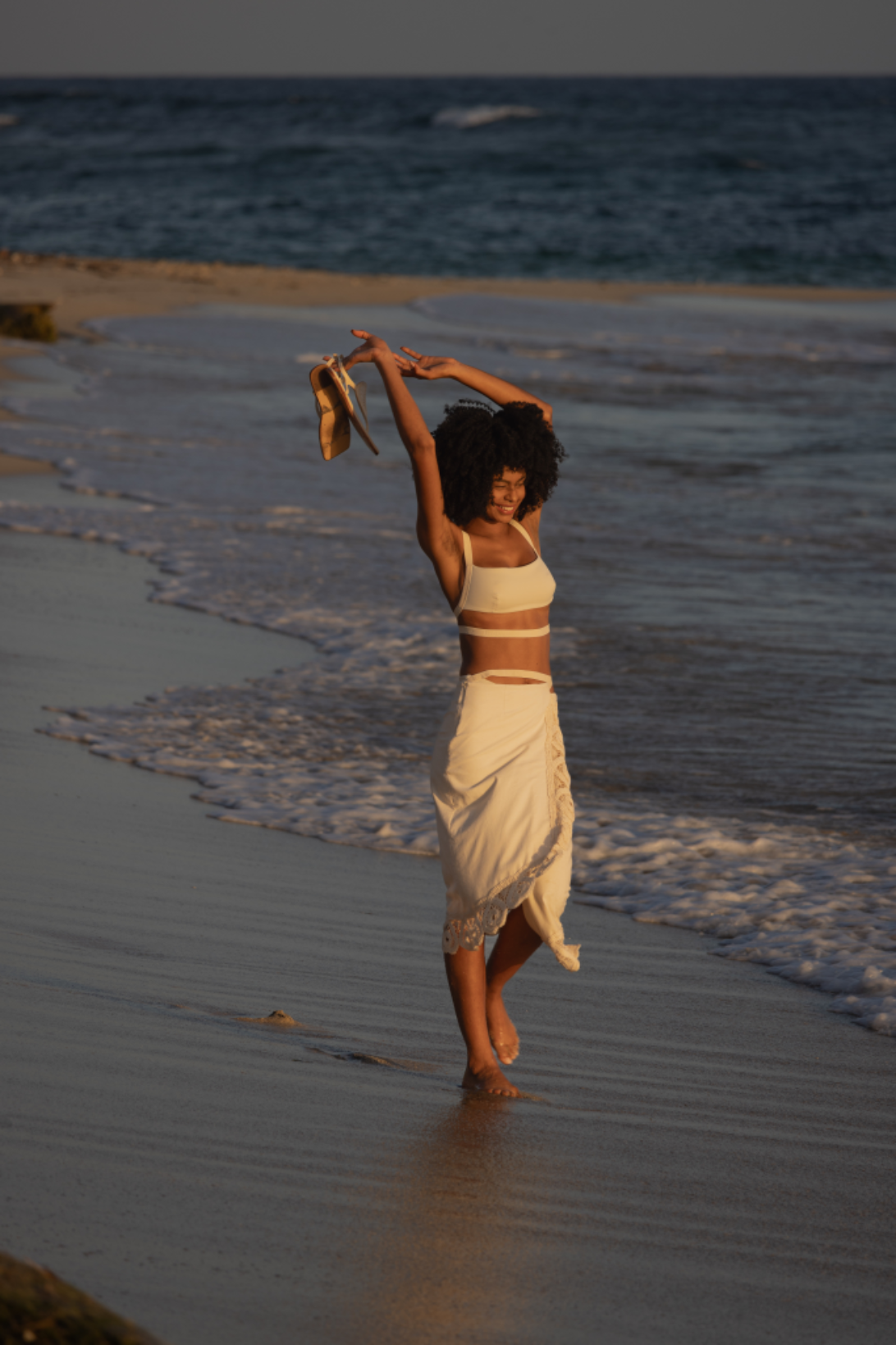 Sesión de fotos de moda en playa República Dominicana fotografía profesional — Babula Shots RD