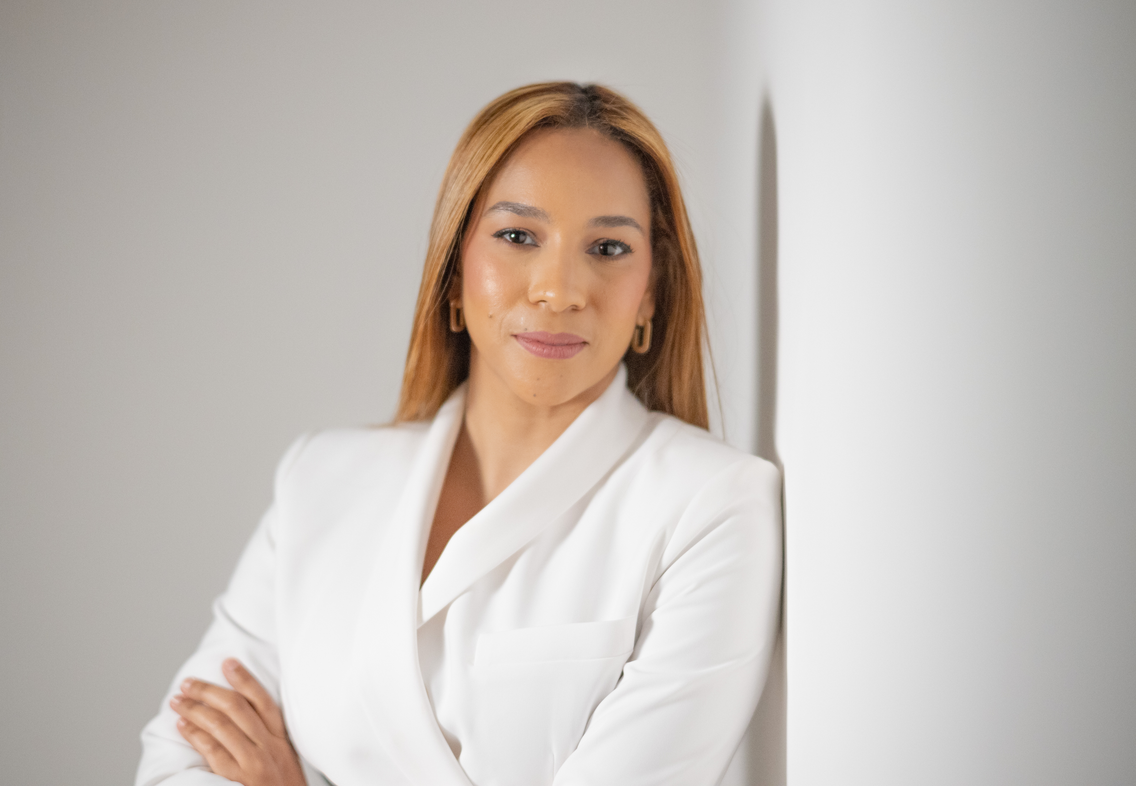 Sesión de fotos corporativas en estudio Santo Domingo — Babula Shots RD