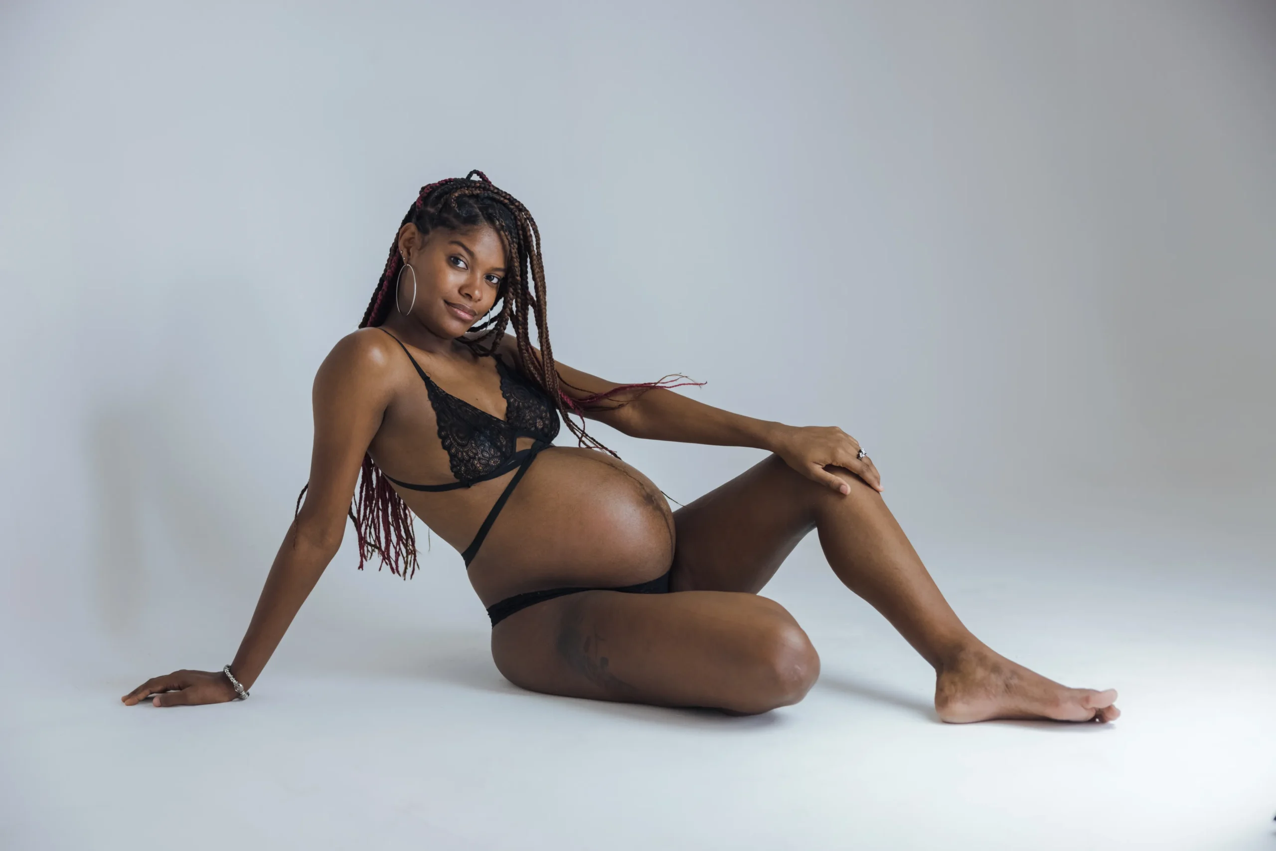 Sesión de fotos en estudio mujer embarazada en Santo Domingo RD — Babula Shots RD